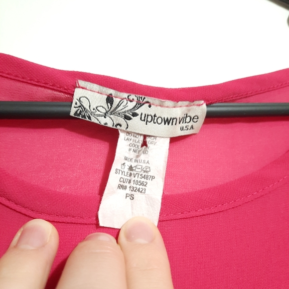 WOMEN'S SHEER PINK BLOUSE SIZE PS - Picture 3 of 5